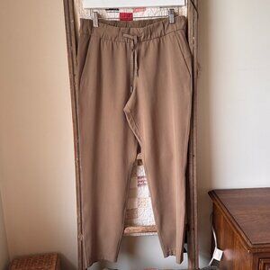 Lululemon On the Fly Pants 27"
